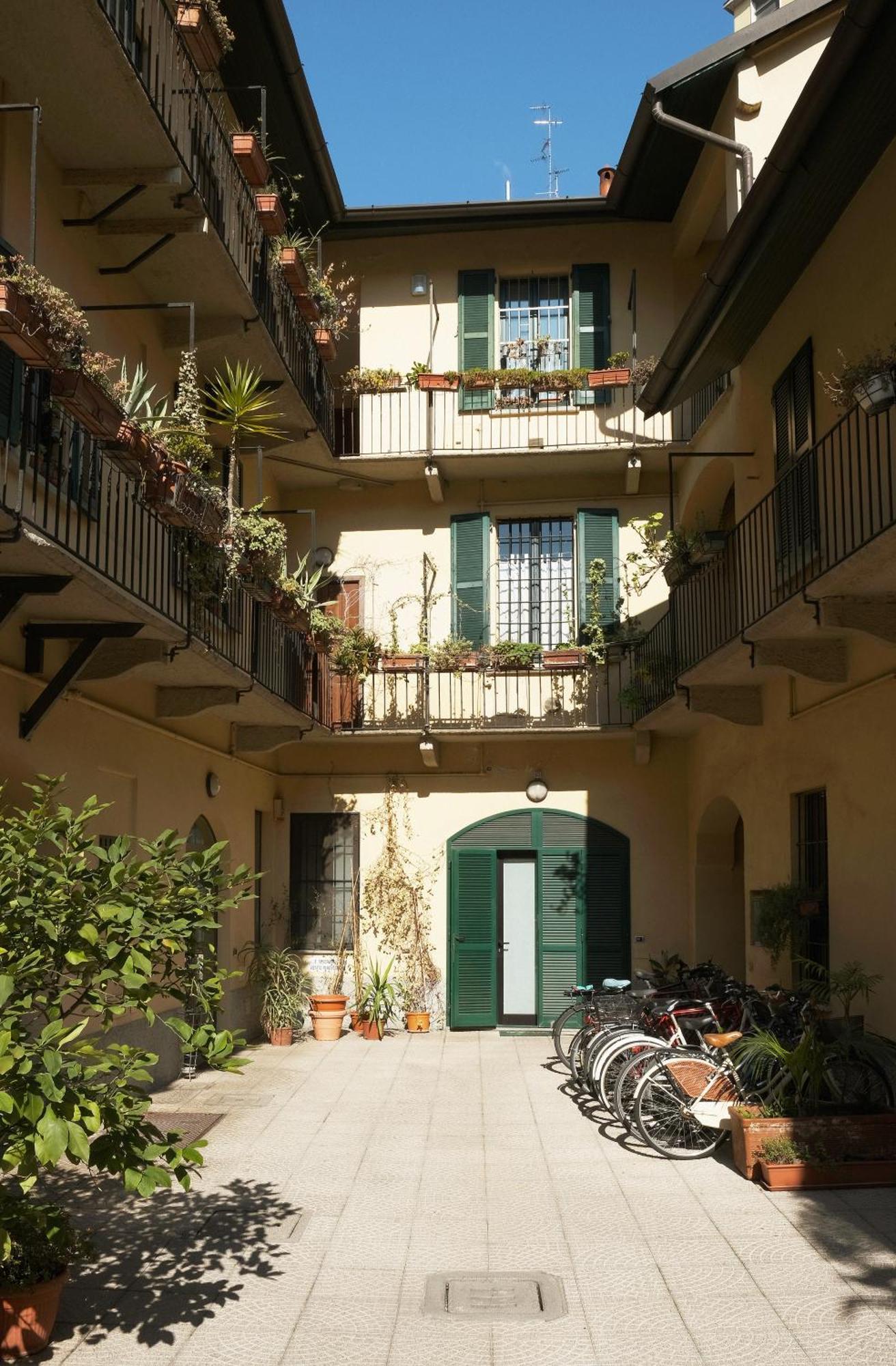 Comecasa Bright Terraced Apartment In Porta Romana Vicino Clinica Mangiagalli Milano Eksteriør bilde
